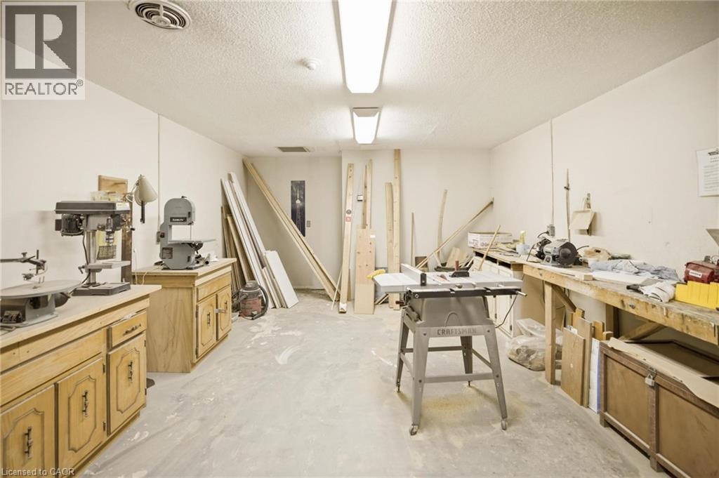 300 KEATS Way Unit# 302 thumbnail 34