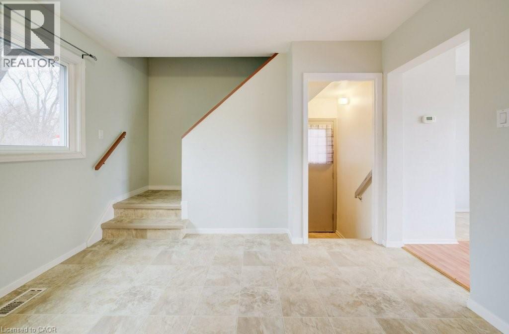 151 FRANKLIN Street N thumbnail 11