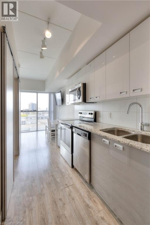 257 HEMLOCK Street Unit# 607 thumbnail 10