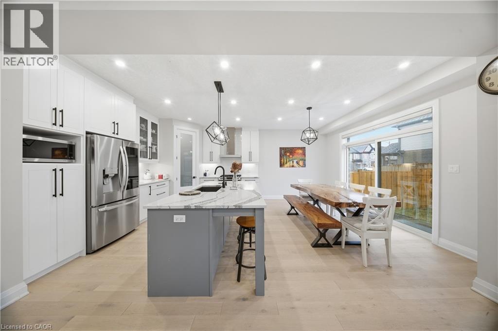 723 WOOD LILY Street thumbnail 20