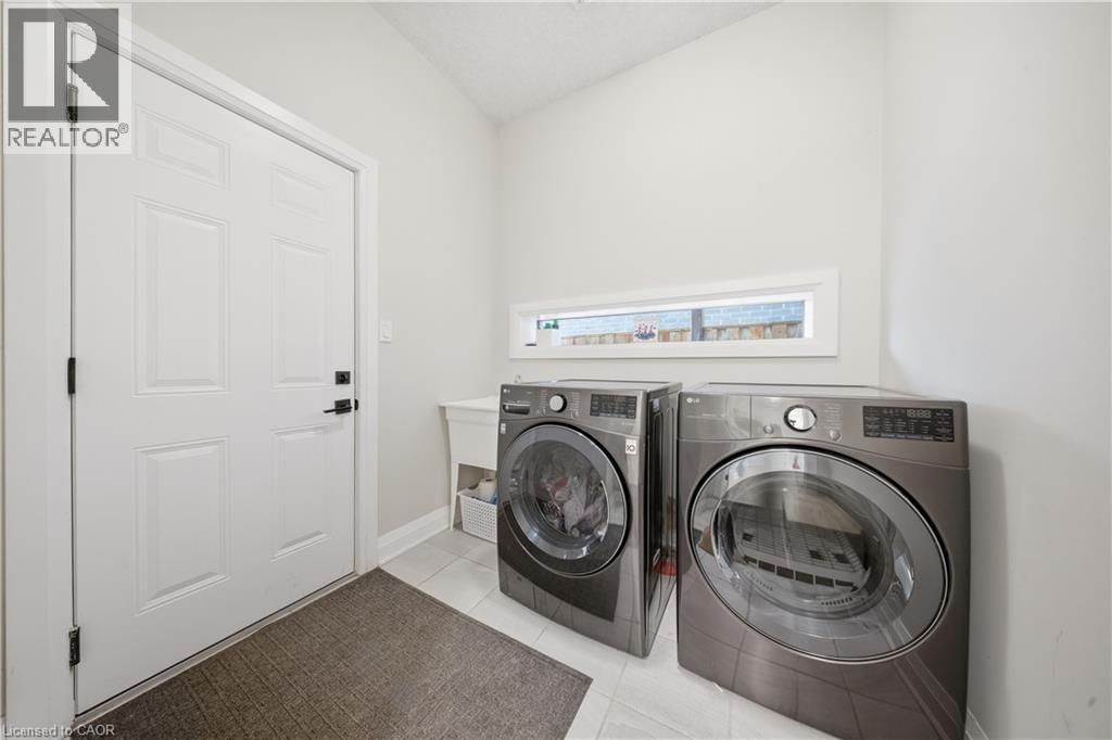 723 WOOD LILY Street thumbnail 22