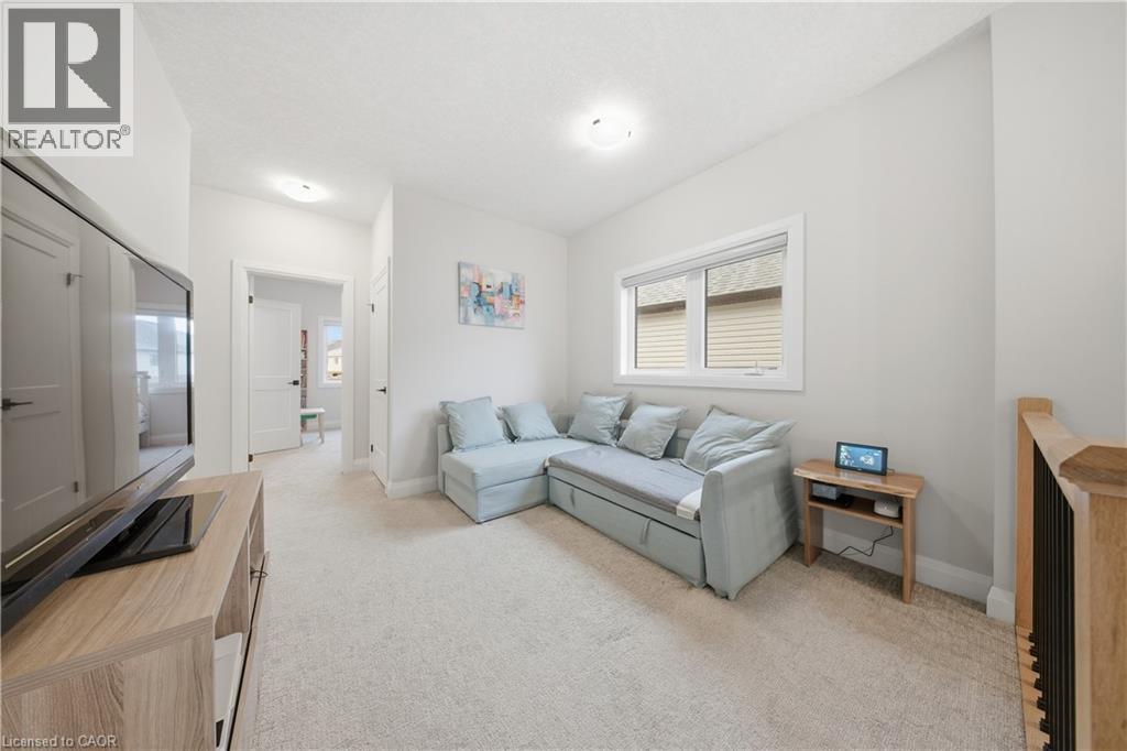 723 WOOD LILY Street thumbnail 24