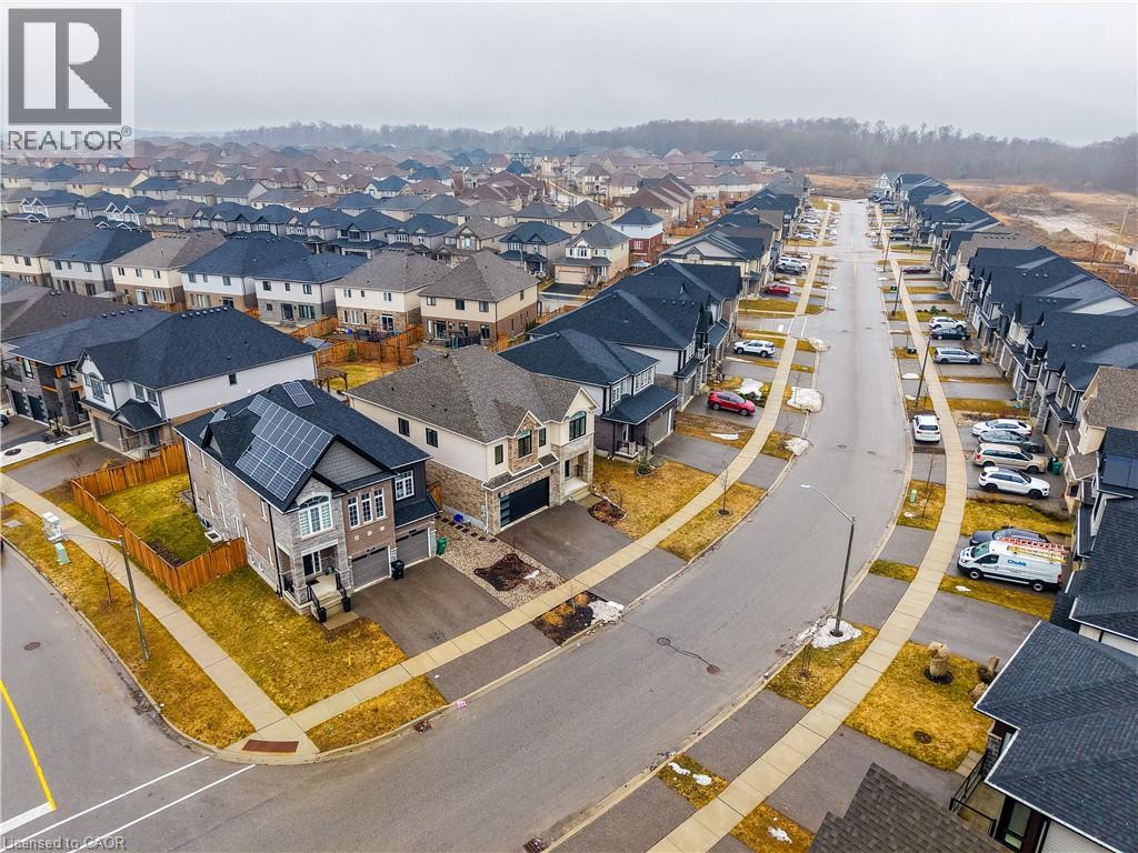 723 WOOD LILY Street thumbnail 3