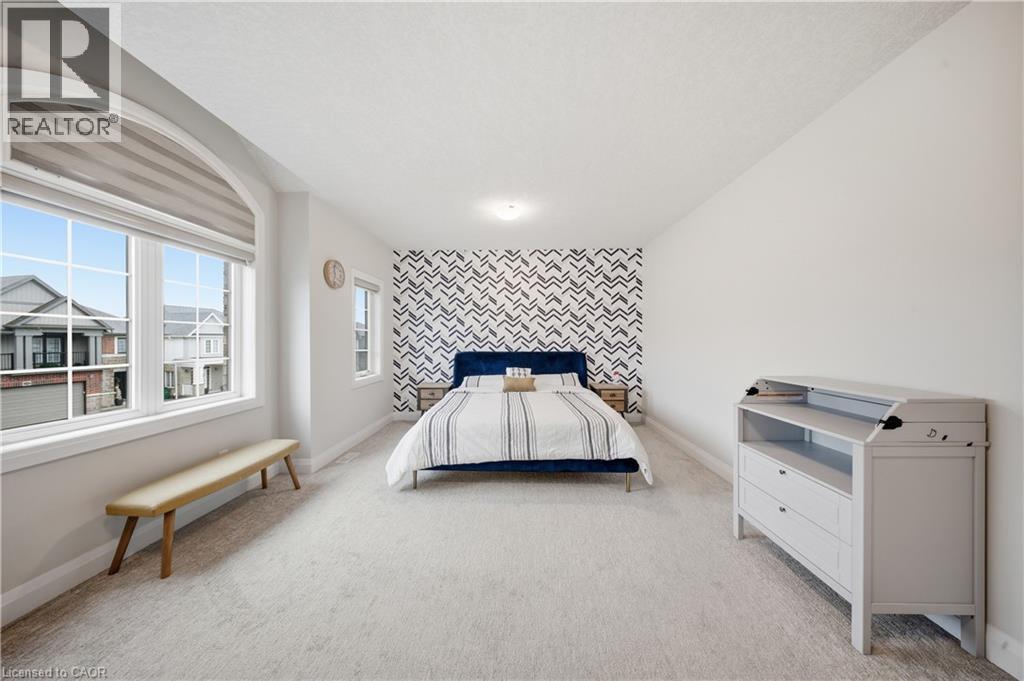 723 WOOD LILY Street thumbnail 32