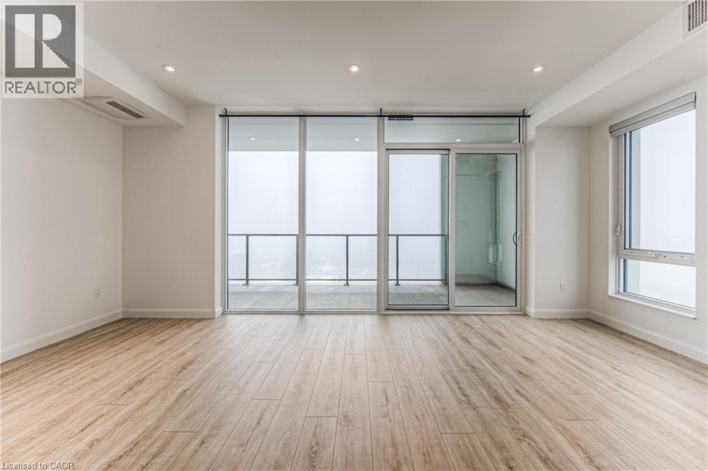 741 KING Street W Unit# 1112 thumbnail 18