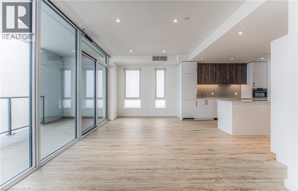 741 KING Street W Unit# 1112 thumbnail 20