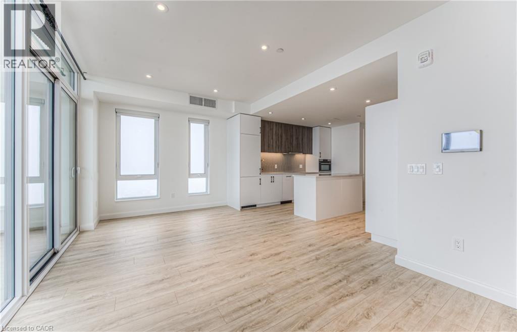 741 KING Street W Unit# 1112 thumbnail 21