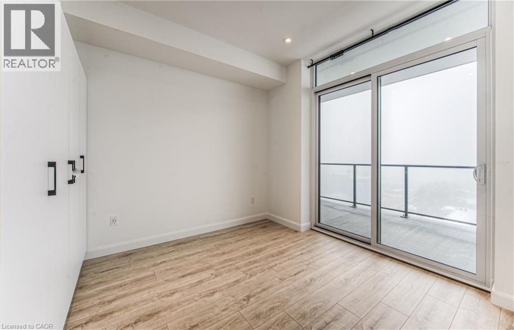 741 KING Street W Unit# 1112 thumbnail 23