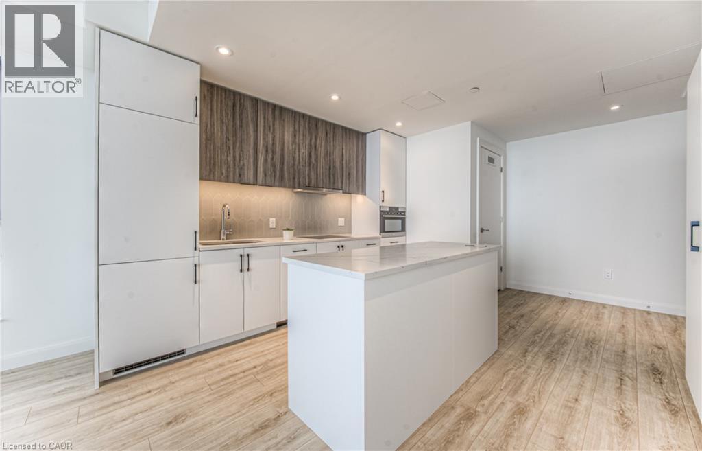 741 KING Street W Unit# 1112 thumbnail 31