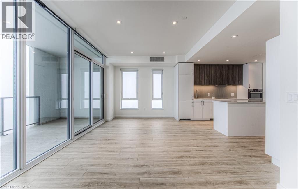 741 KING Street W Unit# 1112 thumbnail 41