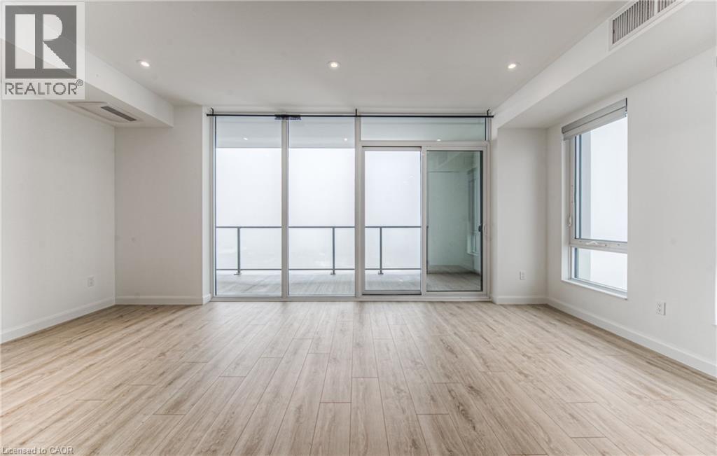 741 KING Street W Unit# 1112 thumbnail 44