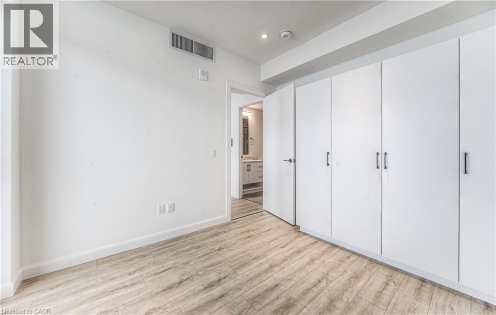 741 KING Street W Unit# 1112 thumbnail 46