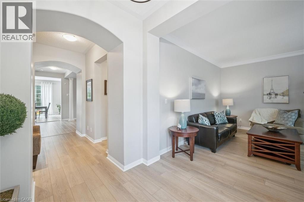 79 ZIEMAN Crescent thumbnail 4