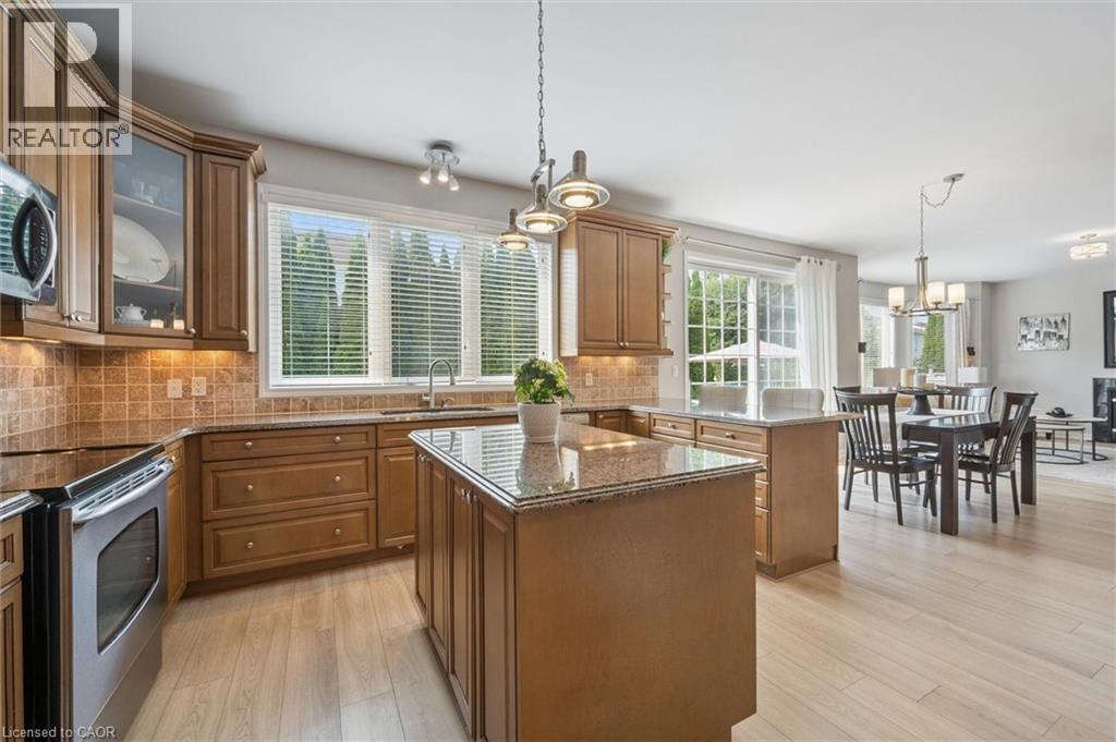 79 ZIEMAN Crescent thumbnail 13