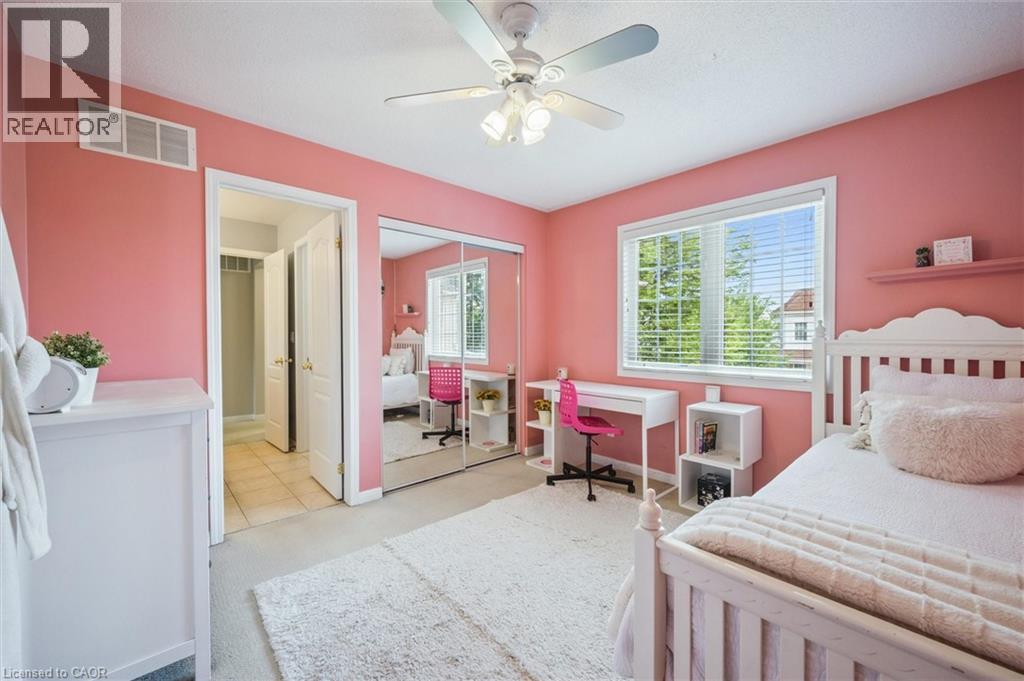 79 ZIEMAN Crescent thumbnail 22