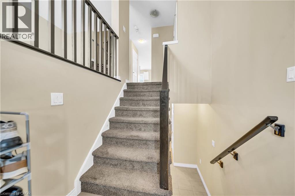 70 WILLOWRUN Drive Unit# G2 thumbnail 16