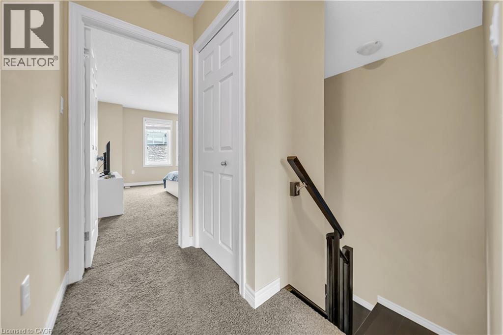 70 WILLOWRUN Drive Unit# G2 thumbnail 17