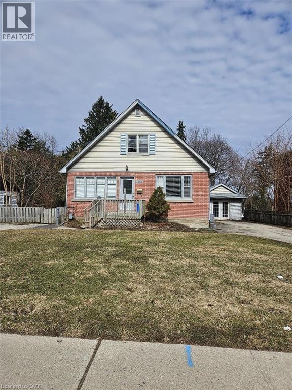 1154 QUEENS Boulevard thumbnail 2