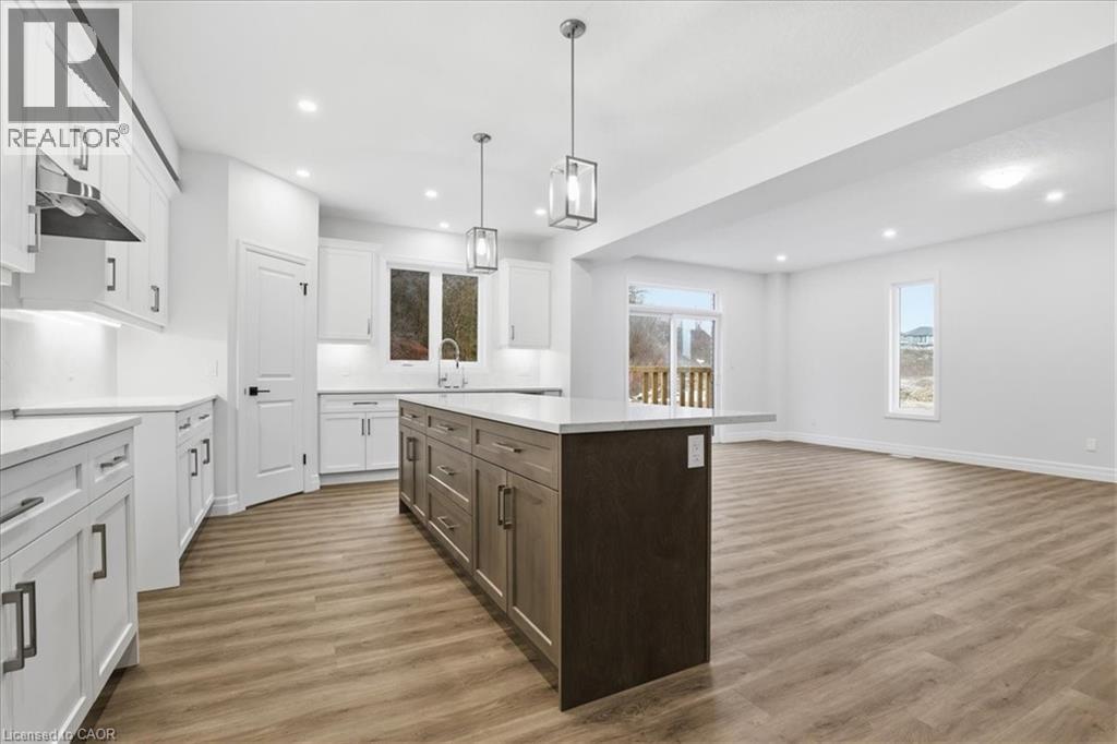 70 QUARRY PARK Drive thumbnail 5