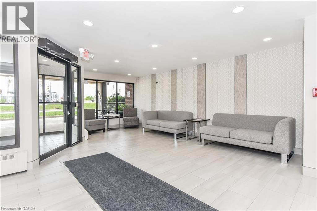 1100 COURTLAND Avenue E Unit# 710 thumbnail 6