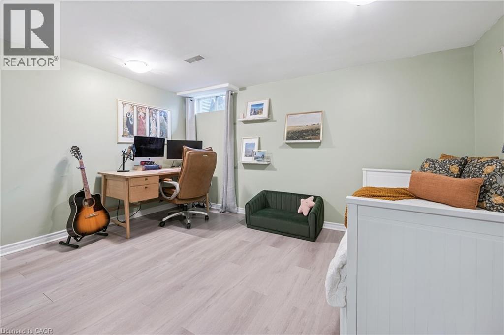 160 RITTENHOUSE Road Unit# 32 thumbnail 23