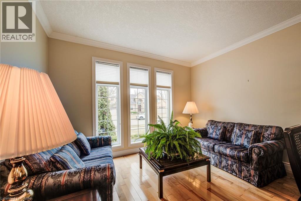 44 LASCHINGER Boulevard thumbnail 10