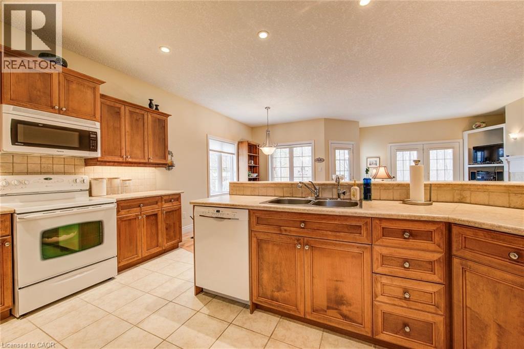 44 LASCHINGER Boulevard thumbnail 14