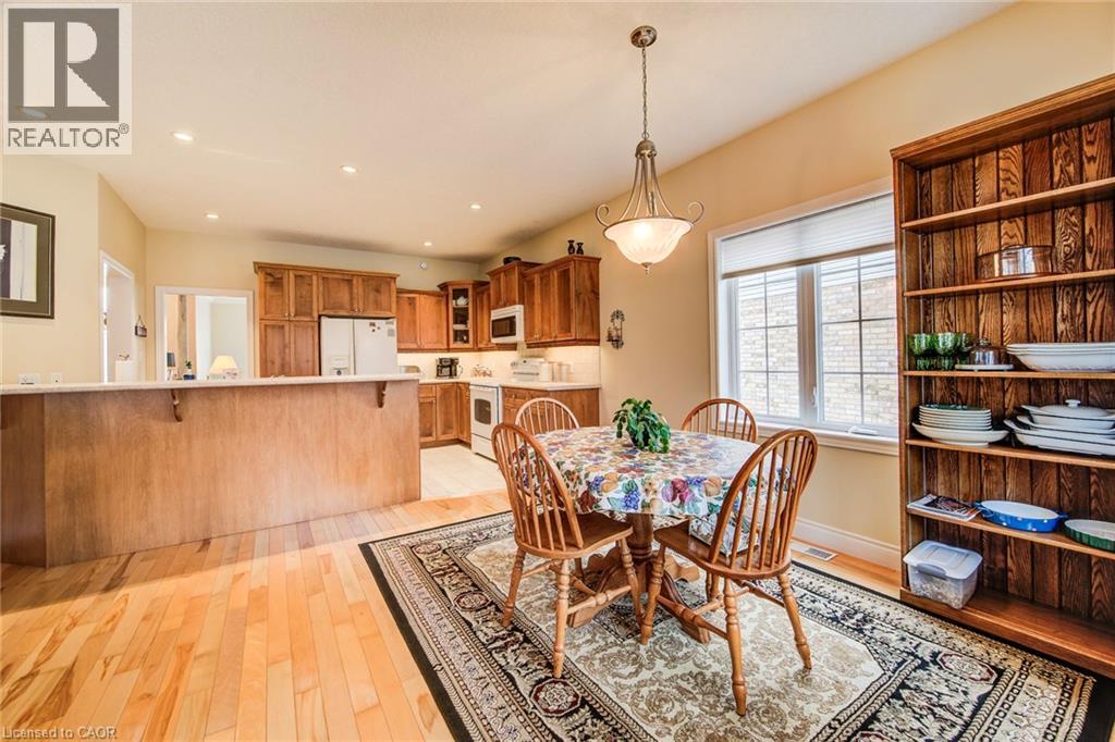 44 LASCHINGER Boulevard thumbnail 17