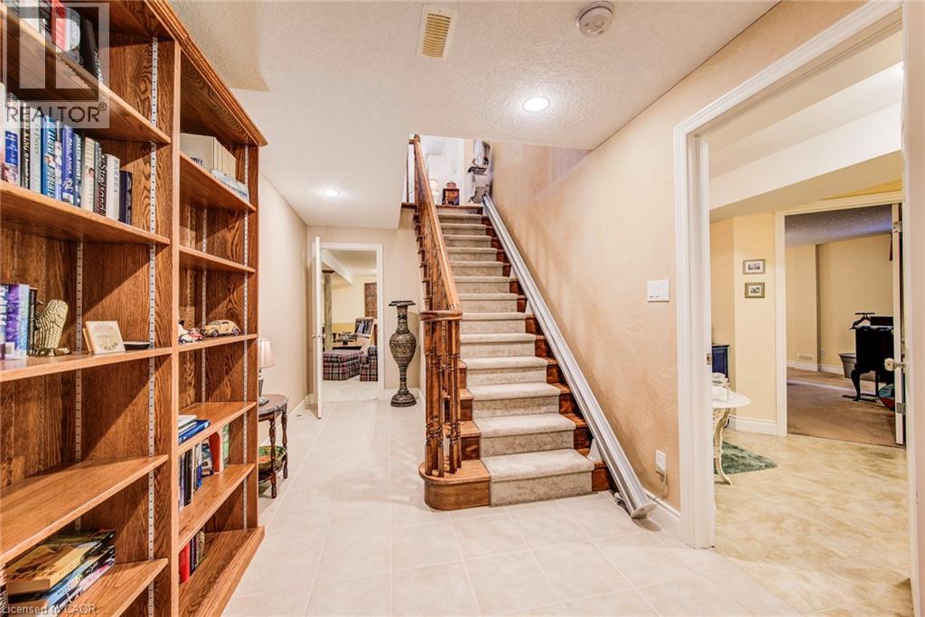 44 LASCHINGER Boulevard thumbnail 30