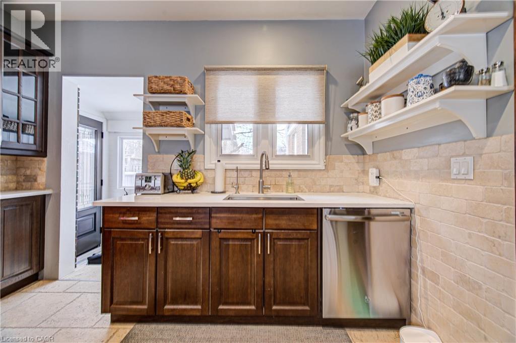 53 LINCOLN Avenue thumbnail 15