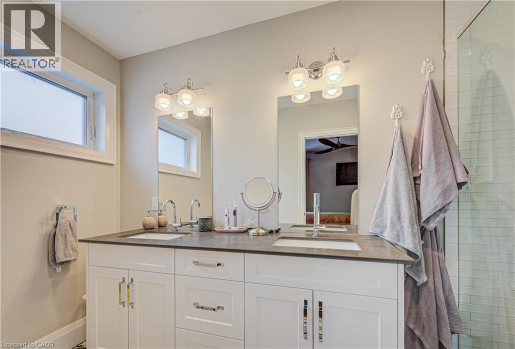 53 LINCOLN Avenue thumbnail 32