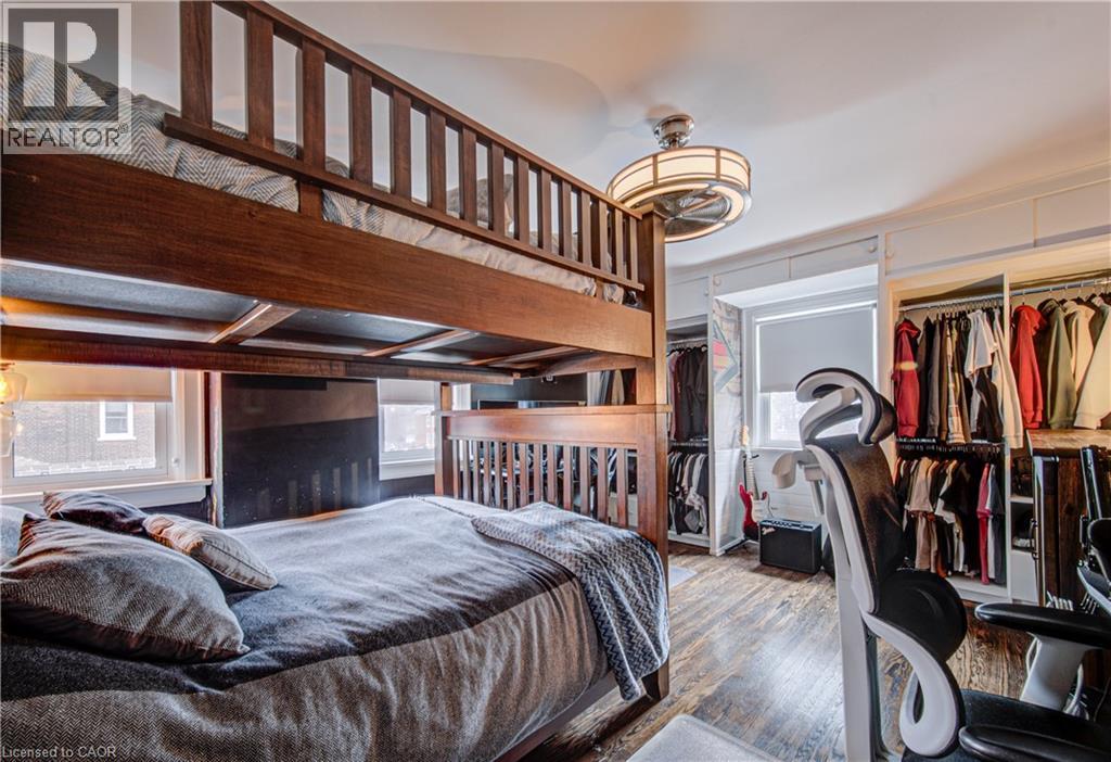 53 LINCOLN Avenue thumbnail 34