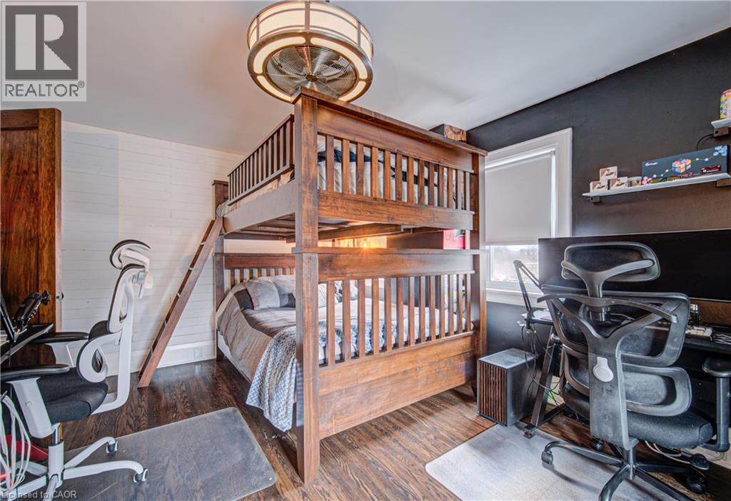 53 LINCOLN Avenue thumbnail 35