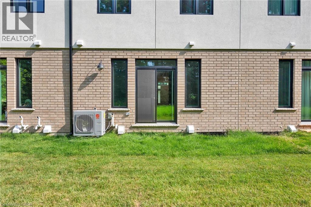 143 ELGIN Street N Unit# 67 thumbnail 14