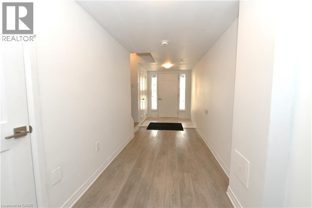 51 SPARROW Avenue Unit# 70 thumbnail 2