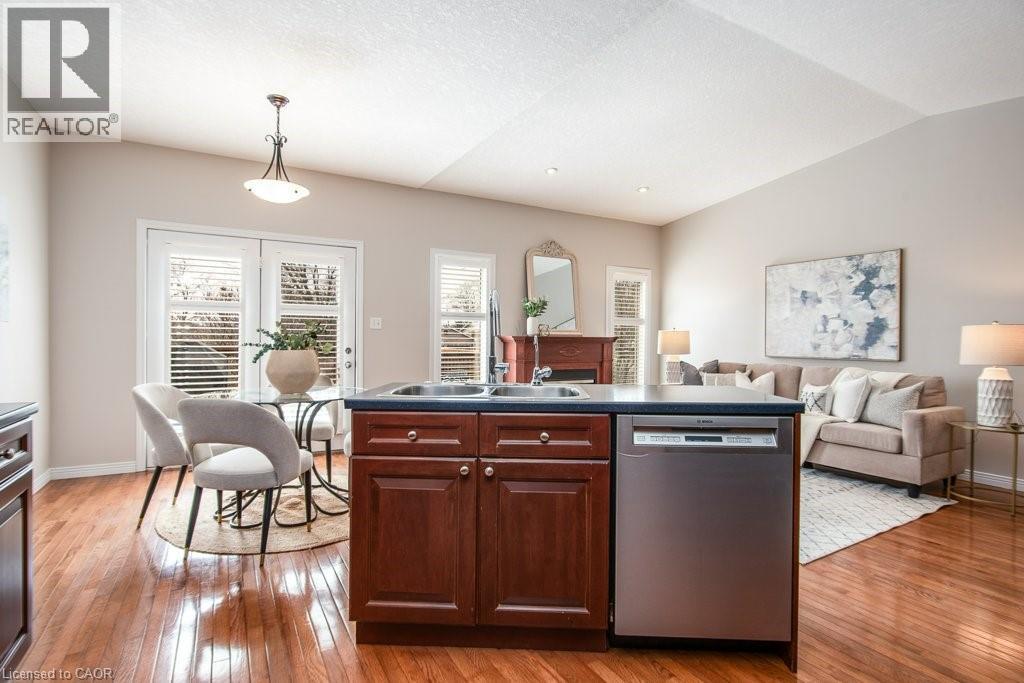 900 DOON VILLAGE Road Unit# 3 thumbnail 17