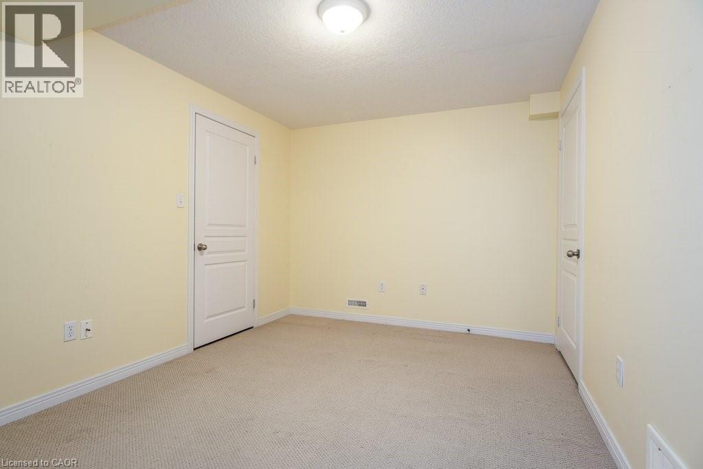 900 DOON VILLAGE Road Unit# 3 thumbnail 35