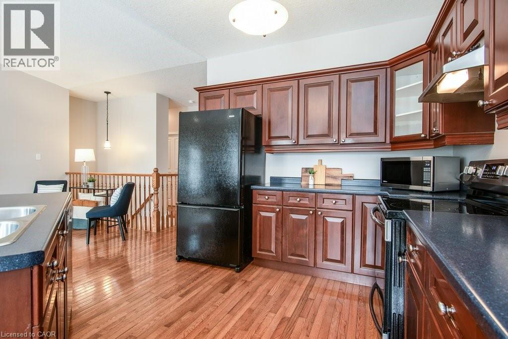 900 DOON VILLAGE Road Unit# 3 thumbnail 16