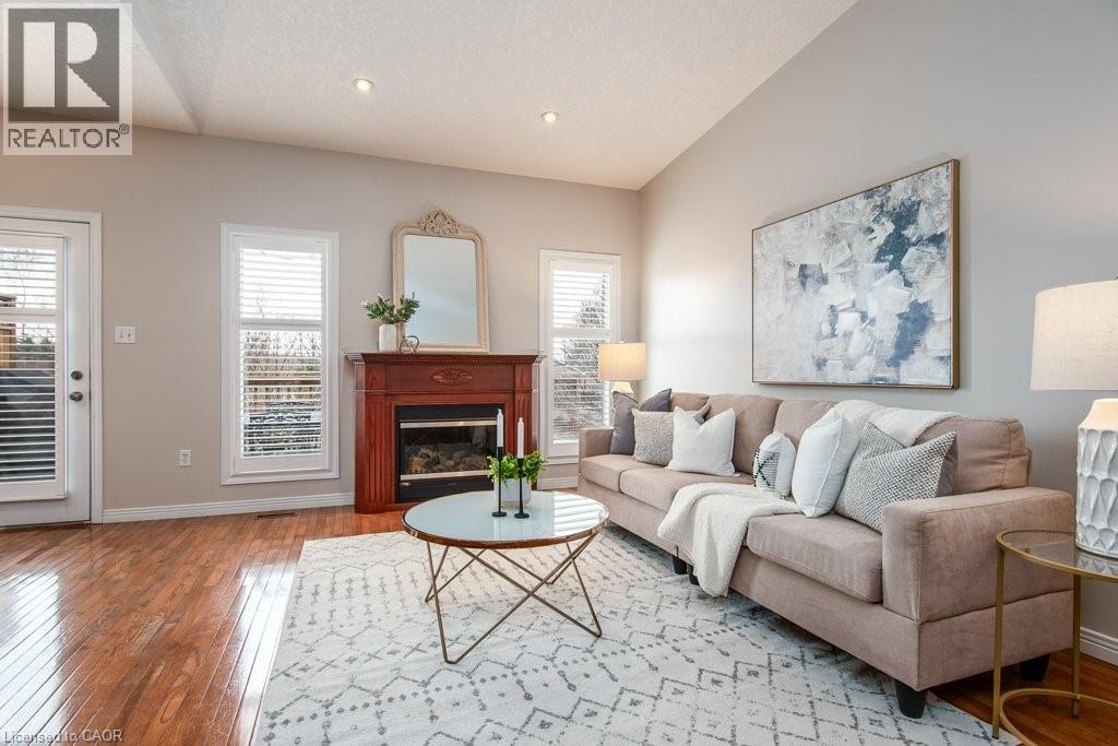 900 DOON VILLAGE Road Unit# 3 thumbnail 9