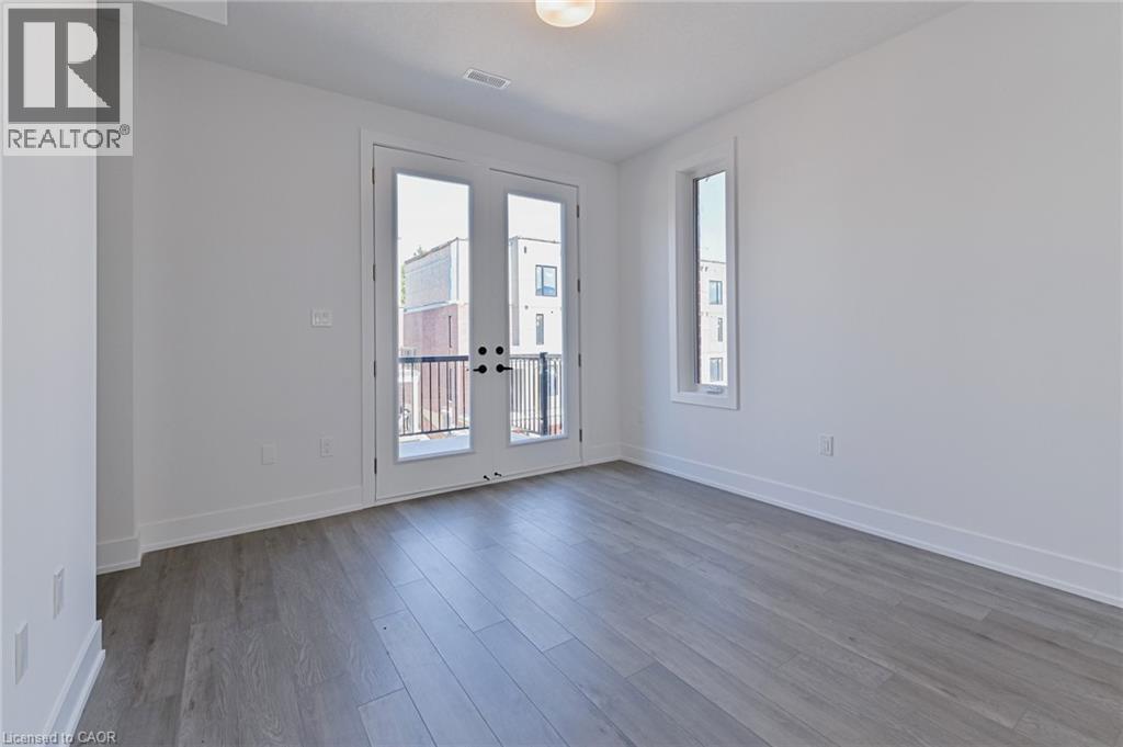 99 ROGER Street Unit# 30 thumbnail 4