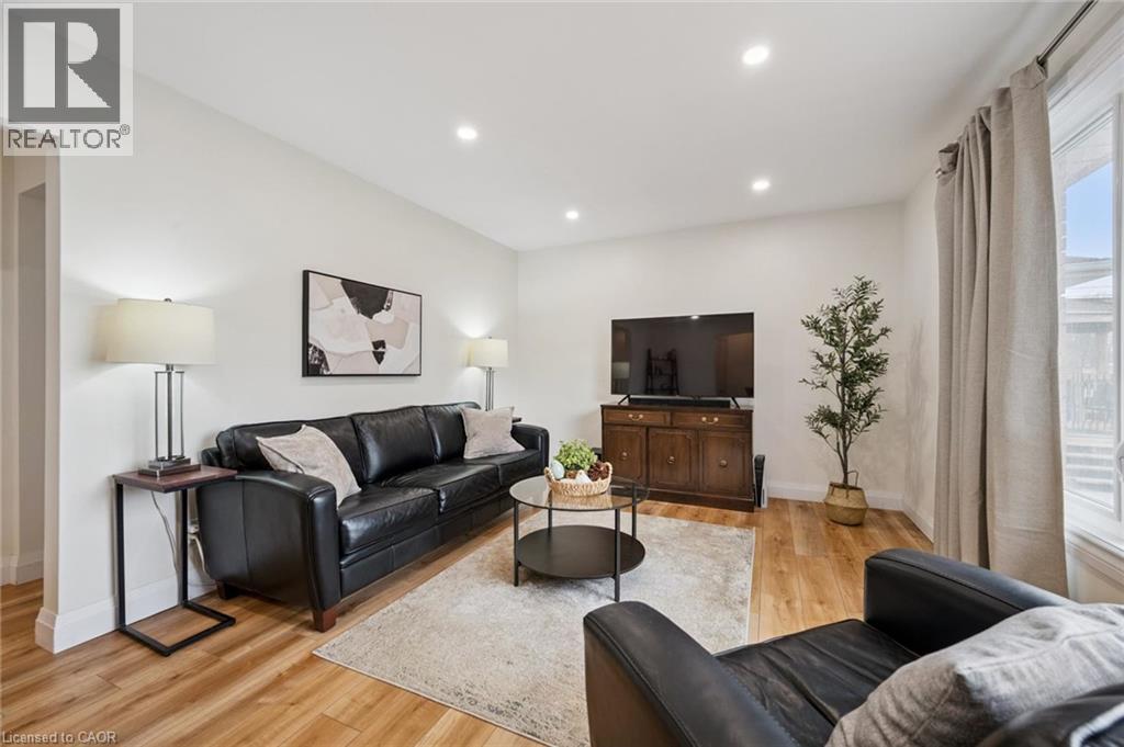 699 FREDERICK Street thumbnail 8