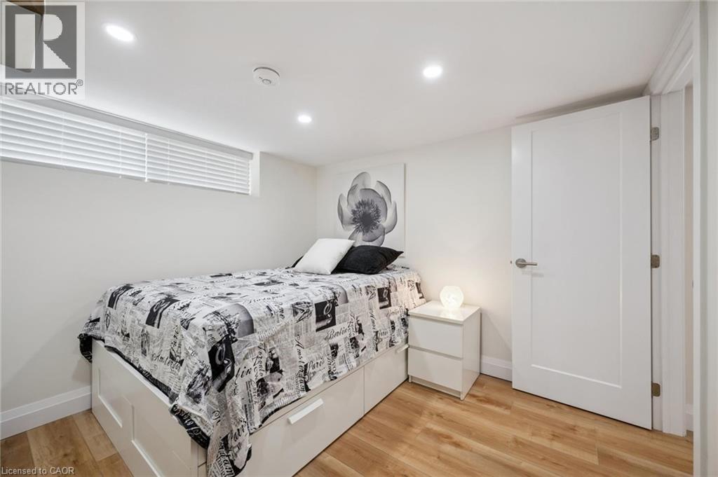 699 FREDERICK Street thumbnail 25