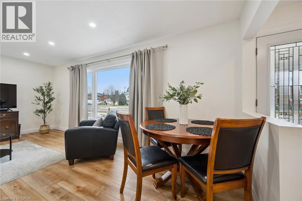 699 FREDERICK Street thumbnail 7