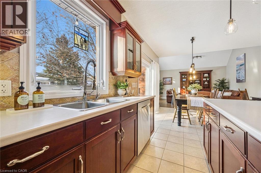 44 CRANE Crescent thumbnail 14