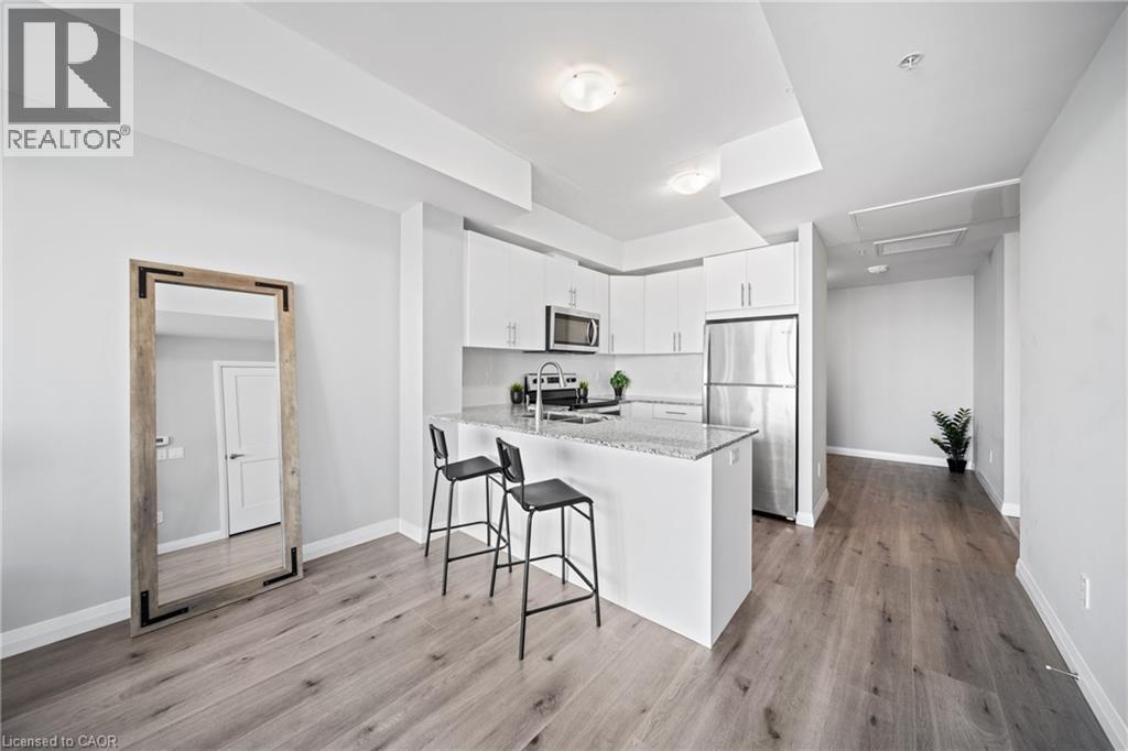 60 CHARLES Street W Unit# 2712 thumbnail 10