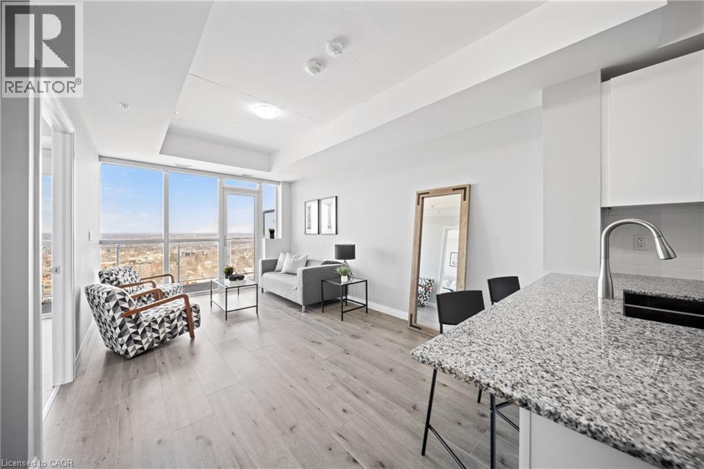 60 CHARLES Street W Unit# 2712 thumbnail 12