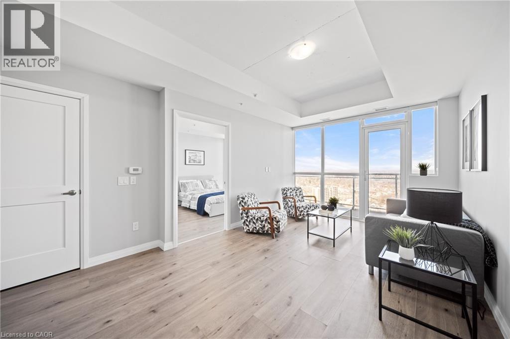 60 CHARLES Street W Unit# 2712 thumbnail 15