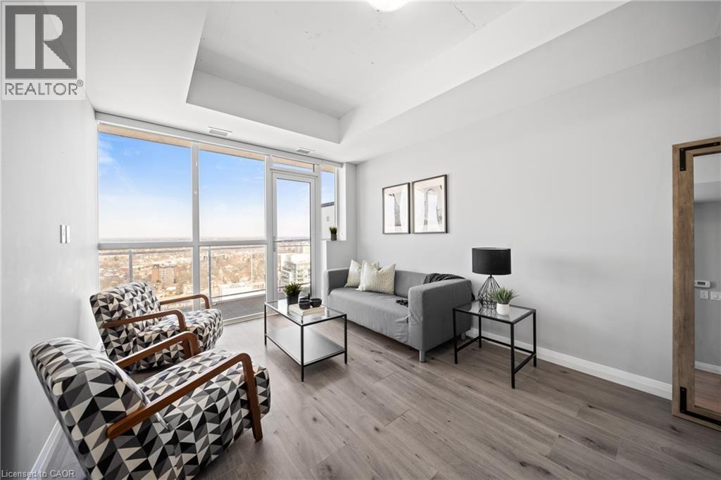 60 CHARLES Street W Unit# 2712 thumbnail 17