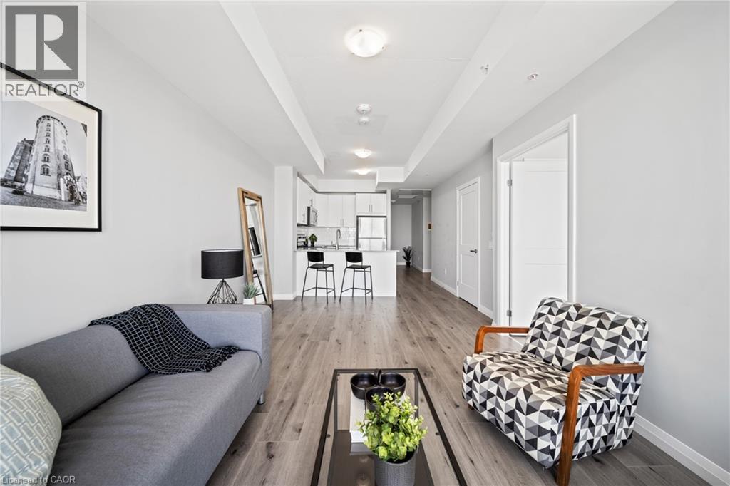 60 CHARLES Street W Unit# 2712 thumbnail 19