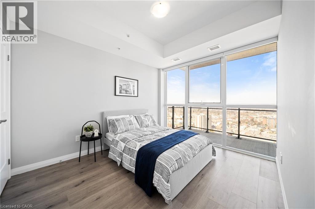 60 CHARLES Street W Unit# 2712 thumbnail 20